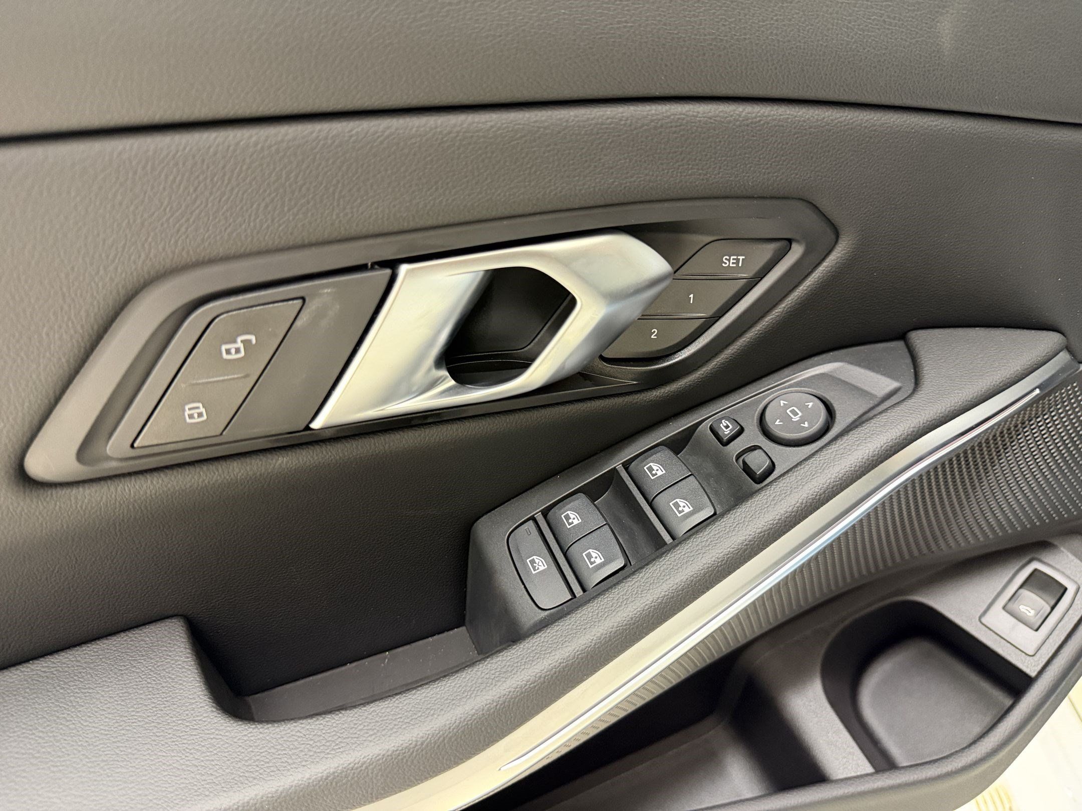 New 2026 BMW 330i Sedan w/ Convenience Package RWD image 26