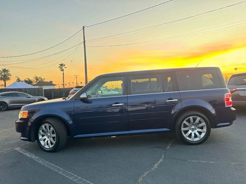 Used 2011 Ford Flex Limited image 3