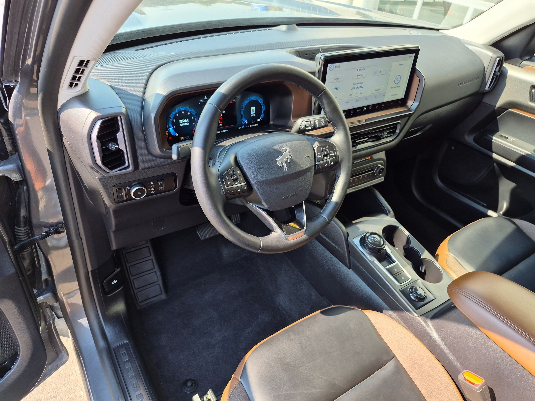 Used 2025 Ford Bronco Sport Outer Banks AWD/4WD image 17