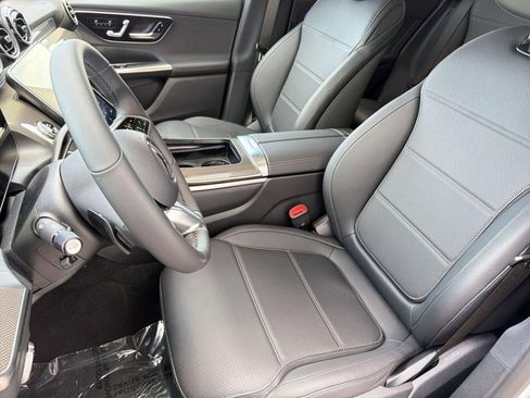New 2026 Mercedes-Benz GLC 300 4MATIC image 5