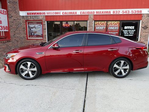 Used 2020 Kia Optima S FWD image 1