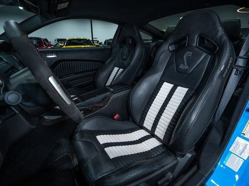 Used 2012 Ford Mustang Shelby GT500 w/ SVT Performance Pkg image 22