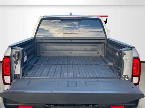 Used 2025 Honda Ridgeline RTL+ image 26
