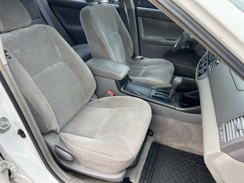Used 2002 Toyota Camry LE image 11