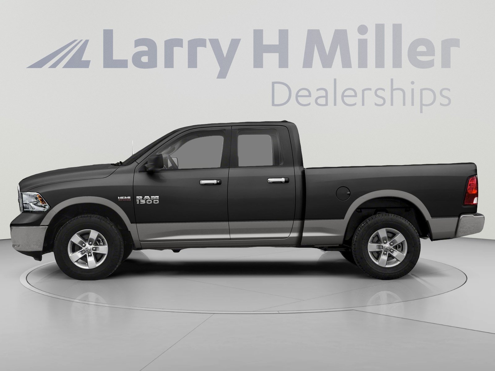 Used 2018 RAM 1500 Classic SLT AWD/4WD image 5