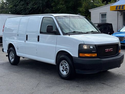 Used 2020 GMC Savana 2500 w/ Driver Convenience Package RWD image 2