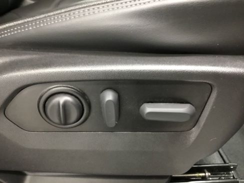 Used 2022 Chevrolet Silverado 1500 High Country w/ Safety Package II image 26