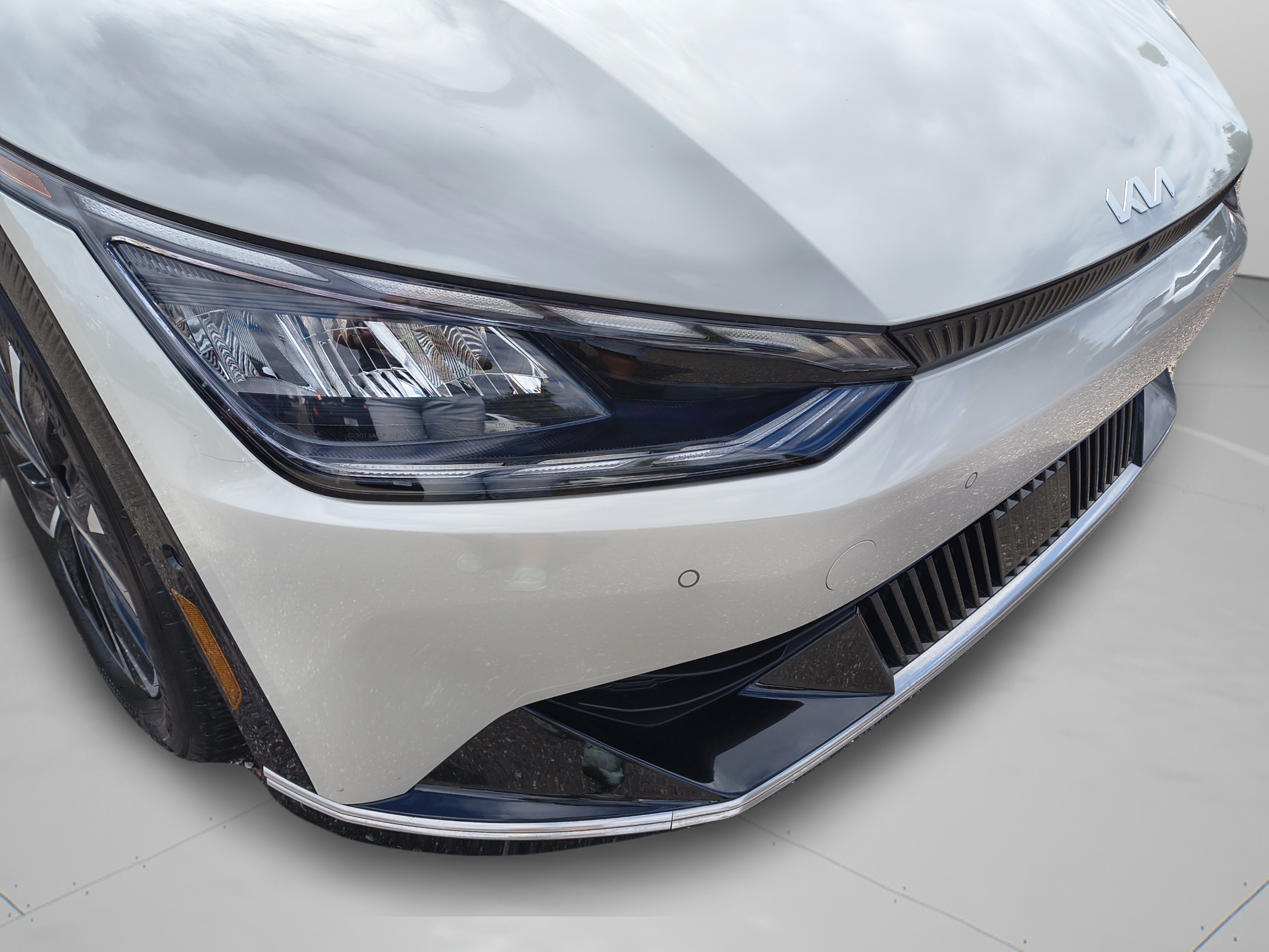 Used 2023 Kia EV6 Wind w/ Wind Technology Package AWD/4WD image 33