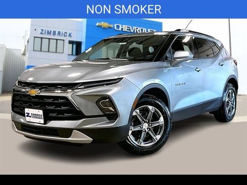 Certified 2023 Chevrolet Blazer LT w/ Convenience Package image 3