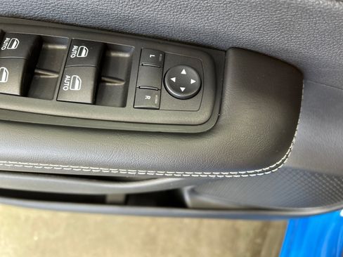 New 2026 Chrysler Pacifica Select image 32