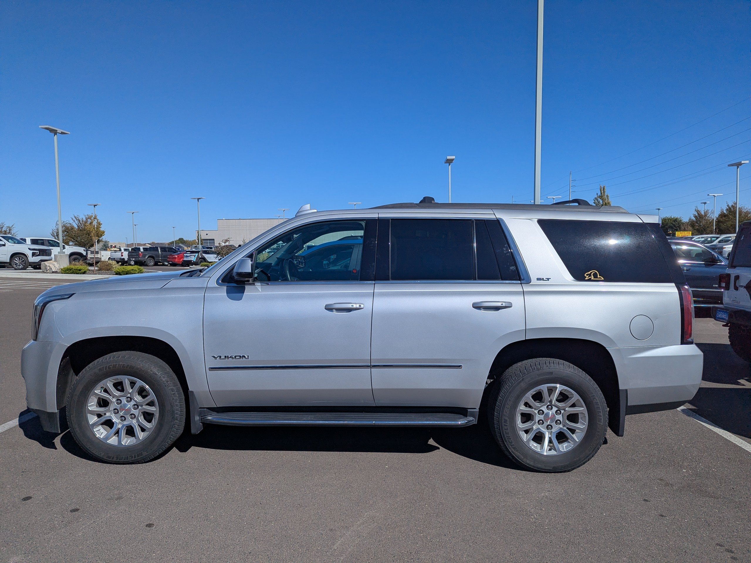 Used 2018 GMC Yukon SLT w/ Open Road Package AWD/4WD image 9
