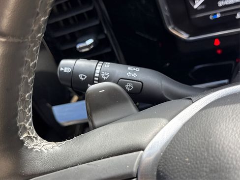 Used 2023 GMC Sierra 1500 SLT w/ SLT Premium Package image 34