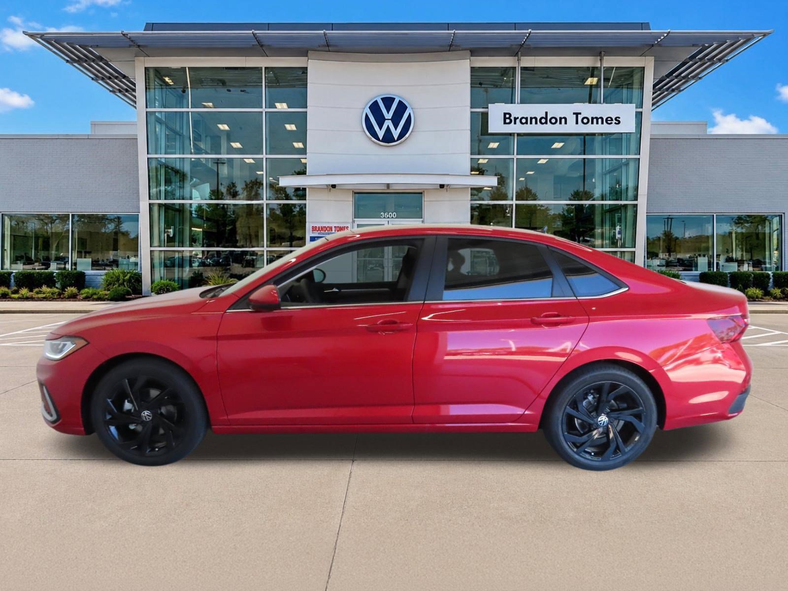 Used 2026 Volkswagen Jetta SE FWD image 7