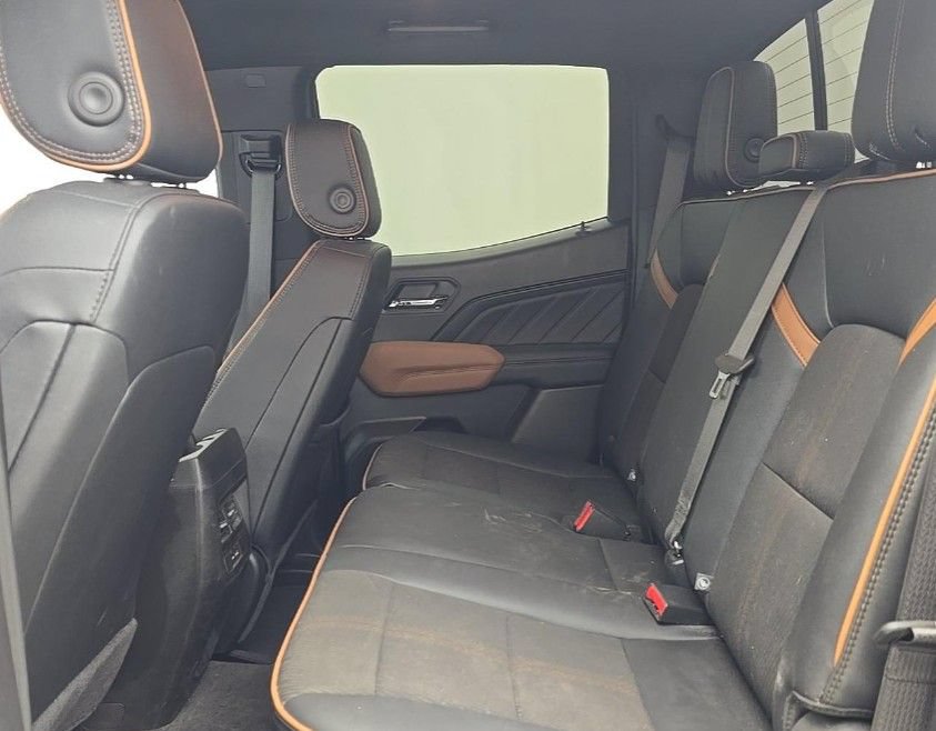 Used 2026 GMC Canyon AT4 AWD/4WD image 8