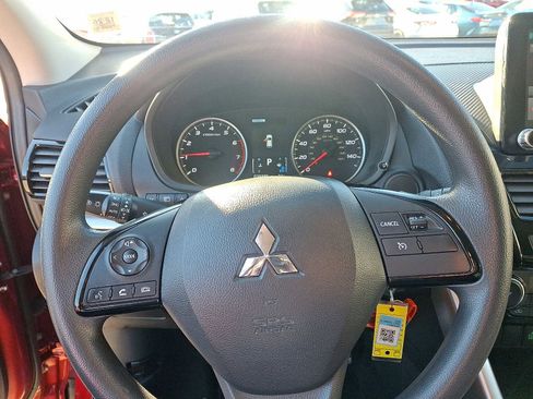 Used 2022 Mitsubishi Eclipse Cross LE image 19