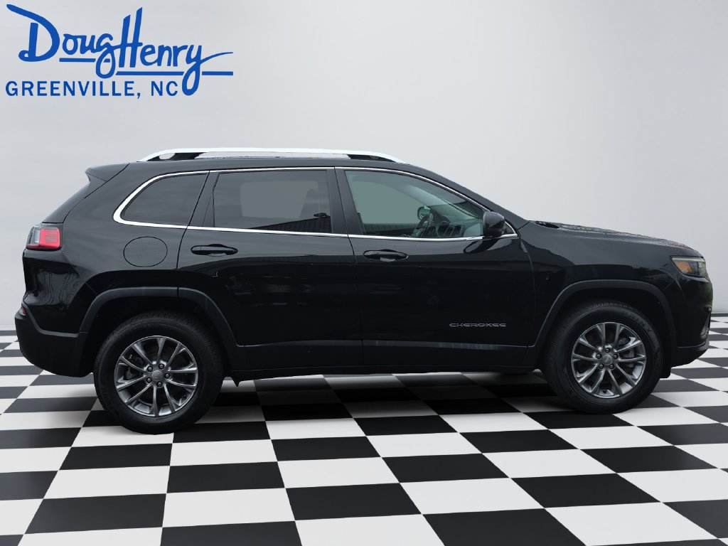 Used 2020 Jeep Cherokee Latitude Plus w/ Cold Weather Group AWD/4WD image 6
