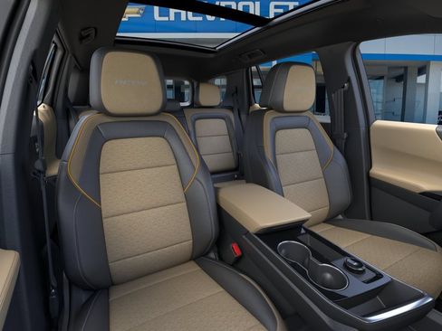 New 2026 Chevrolet Equinox ACTIV FWD image 16