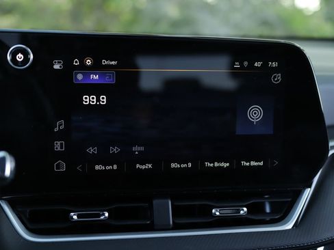 Used 2025 Chevrolet Equinox LT image 14