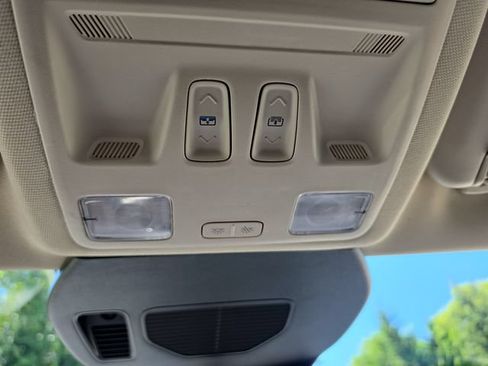 Used 2020 Ford Escape SEL AWD/4WD image 22