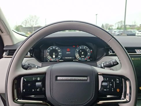 Used 2025 Land Rover Range Rover Velar S AWD/4WD image 19