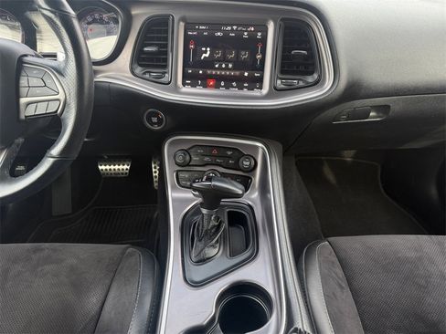 Used 2019 Dodge Challenger GT w/ Plus Package image 11