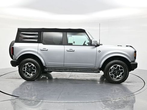 Certified 2021 Ford Bronco Outer Banks image 4