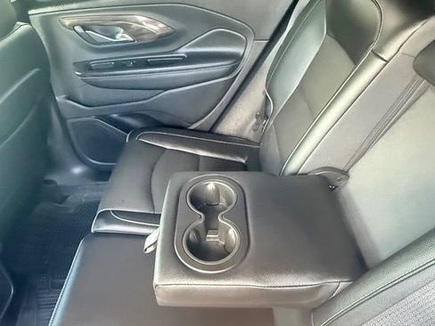 Used 2019 GMC Terrain Denali w/ Advanced Safety Package FWD image 17