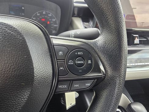 Used 2024 Toyota Corolla LE FWD image 20