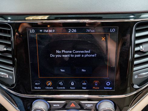 Used 2020 Jeep Grand Cherokee Overland image 21