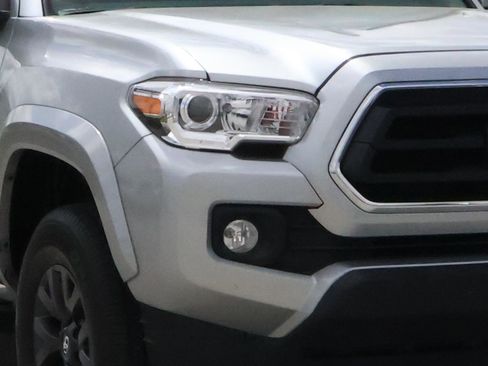 Used 2023 Toyota Tacoma SR5 image 9