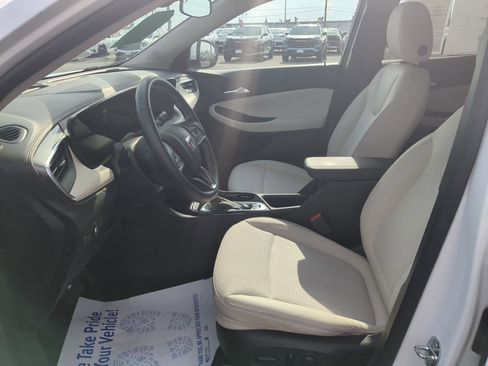 Certified 2024 Buick Encore GX Preferred w/ Comfort Package AWD/4WD image 17
