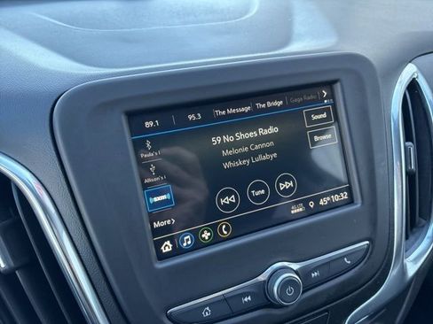 Used 2019 Chevrolet Equinox LT image 19