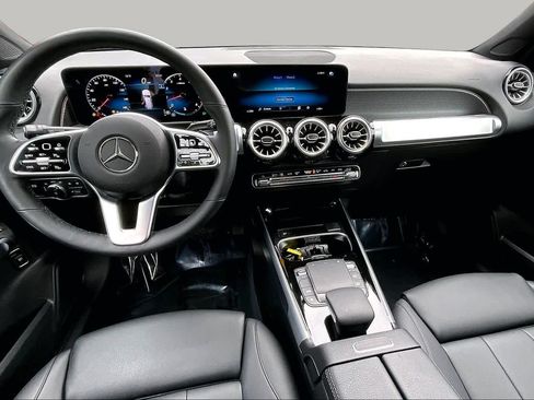 Certified 2022 Mercedes-Benz GLB 250 4MATIC image 15