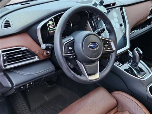 Used 2022 Subaru Outback Touring AWD/4WD image 10