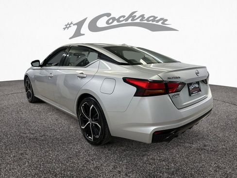 Used 2023 Nissan Altima 2.5 SR image 18