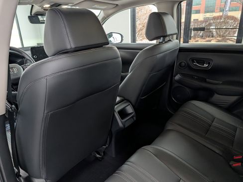 Used 2023 Honda HR-V EX-L image 13