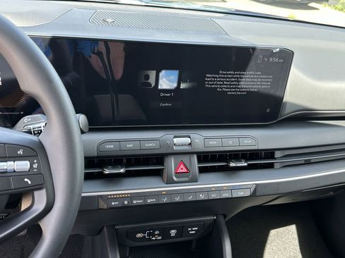 New 2026 Kia K4 FWD image 20