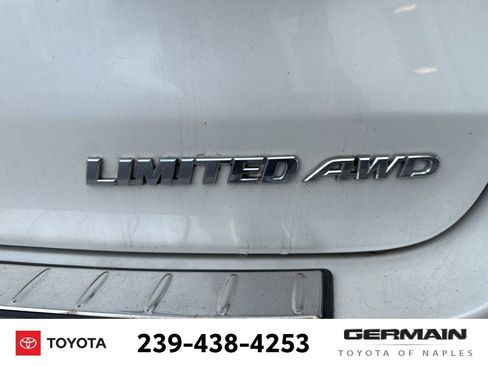 Used 2015 Toyota Highlander Limited Platinum image 6