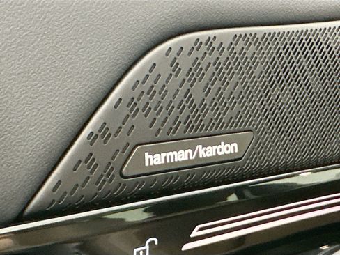 Certified 2025 BMW 530i xDrive w/ Executive Package image 24