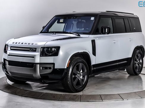 Used 2022 Land Rover Defender 110 X-Dynamic HSE image 2