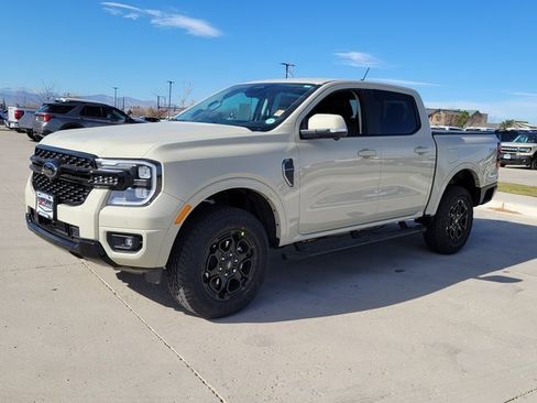 New 2025 Ford Ranger Lariat w/ FX4 Off-Road Package image 4