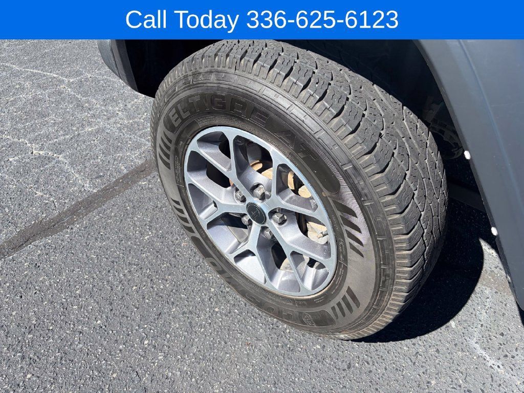 Used 2024 Jeep Wrangler Sport AWD/4WD image 10