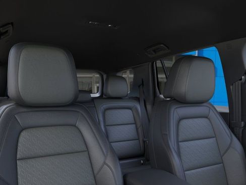 New 2026 Chevrolet Equinox LT w/ Convenience Package II image 24