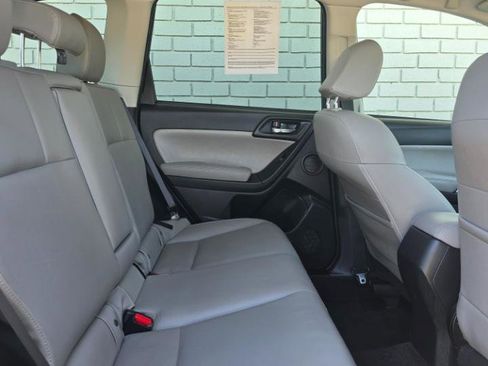 Used 2017 Subaru Forester 2.5i Limited AWD/4WD image 13