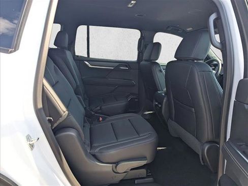 New 2026 GMC Acadia Elevation w/ Elevation Premium Package image 18