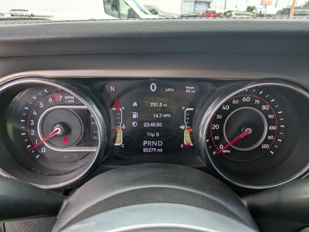 Used 2019 Jeep Wrangler Unlimited Rubicon w/ Dual Top Group AWD/4WD image 35