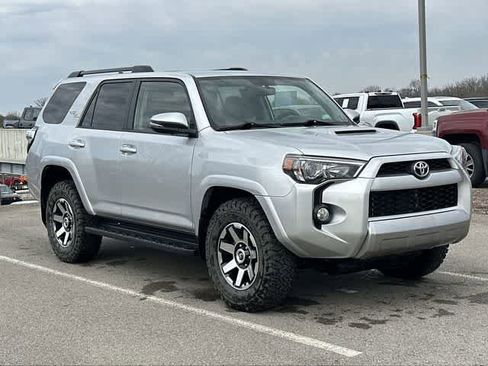 Used 2019 Toyota 4Runner TRD Off-Road Premium image 21