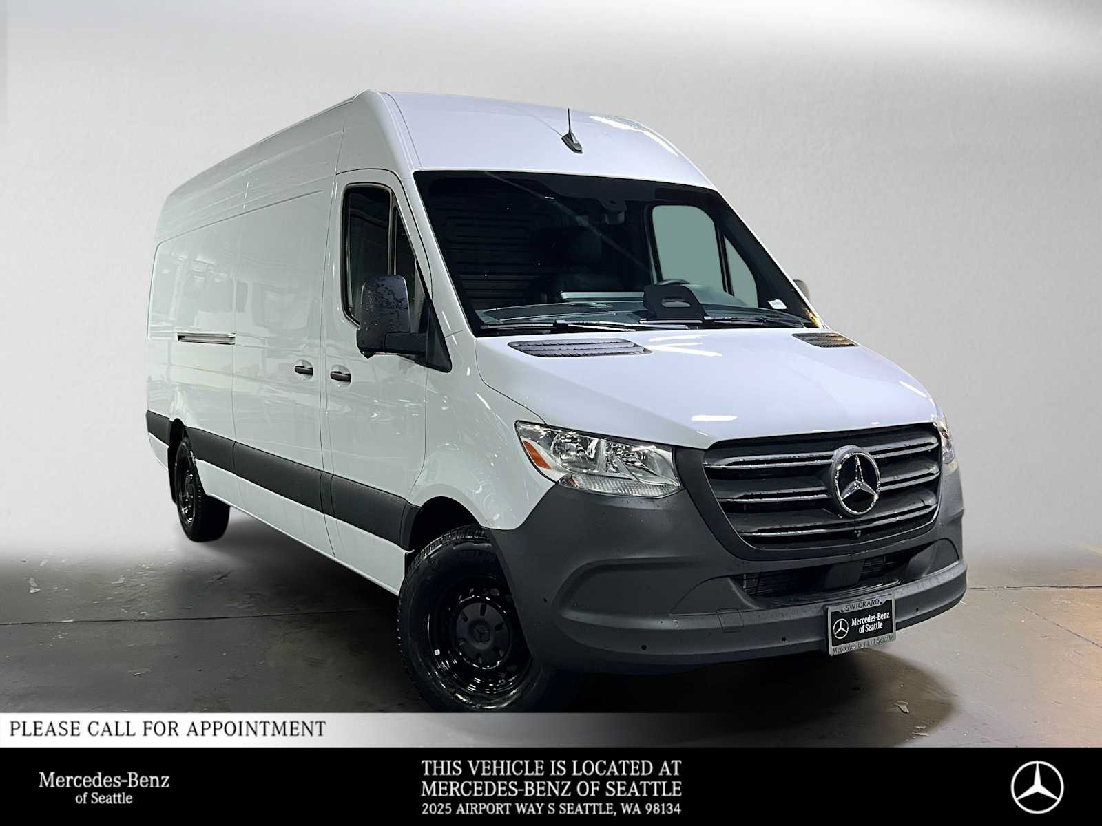 Used 2026 Mercedes-Benz Sprinter 2500 image 1
