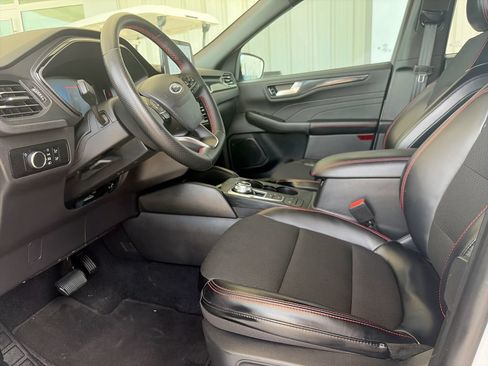 Used 2025 Ford Escape ST-Line FWD image 20