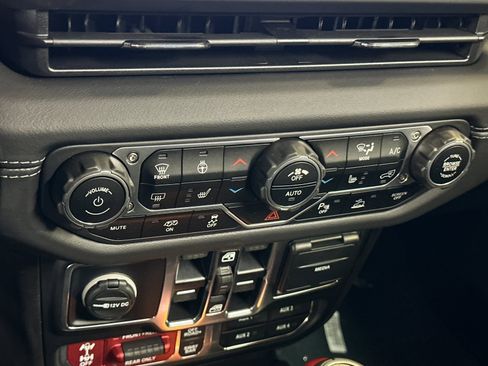 New 2024 Jeep Wrangler Unlimited Rubicon 392 image 20
